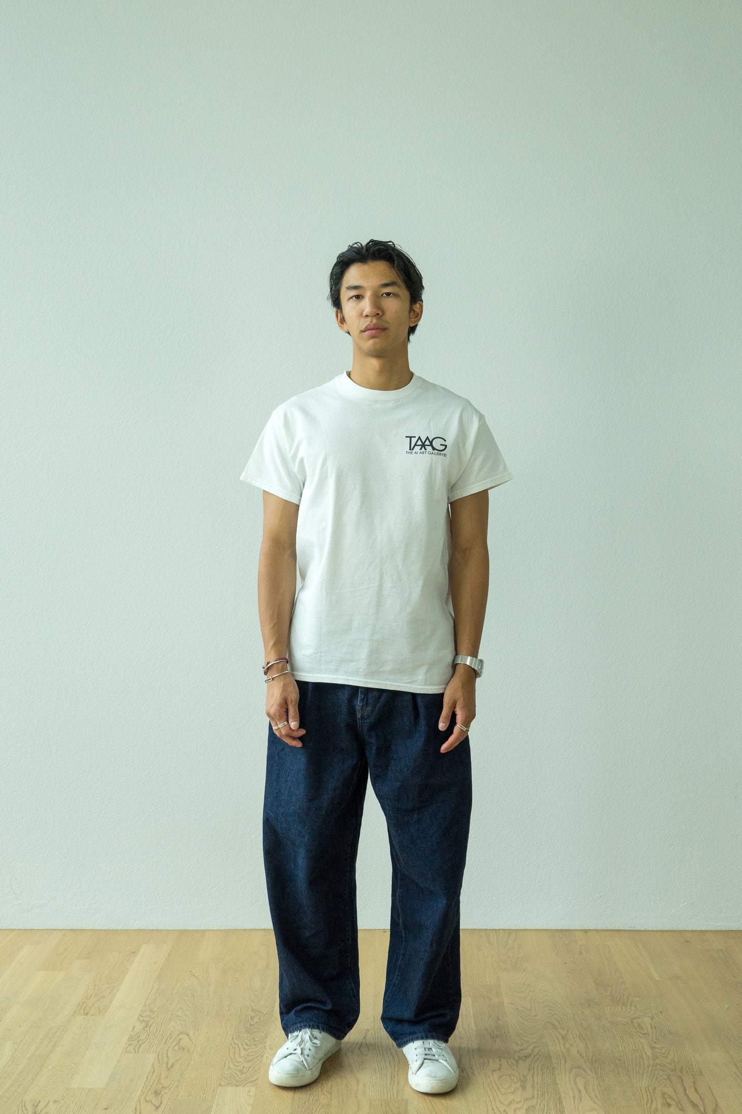 GRAPHIC LINES TEE WHITE