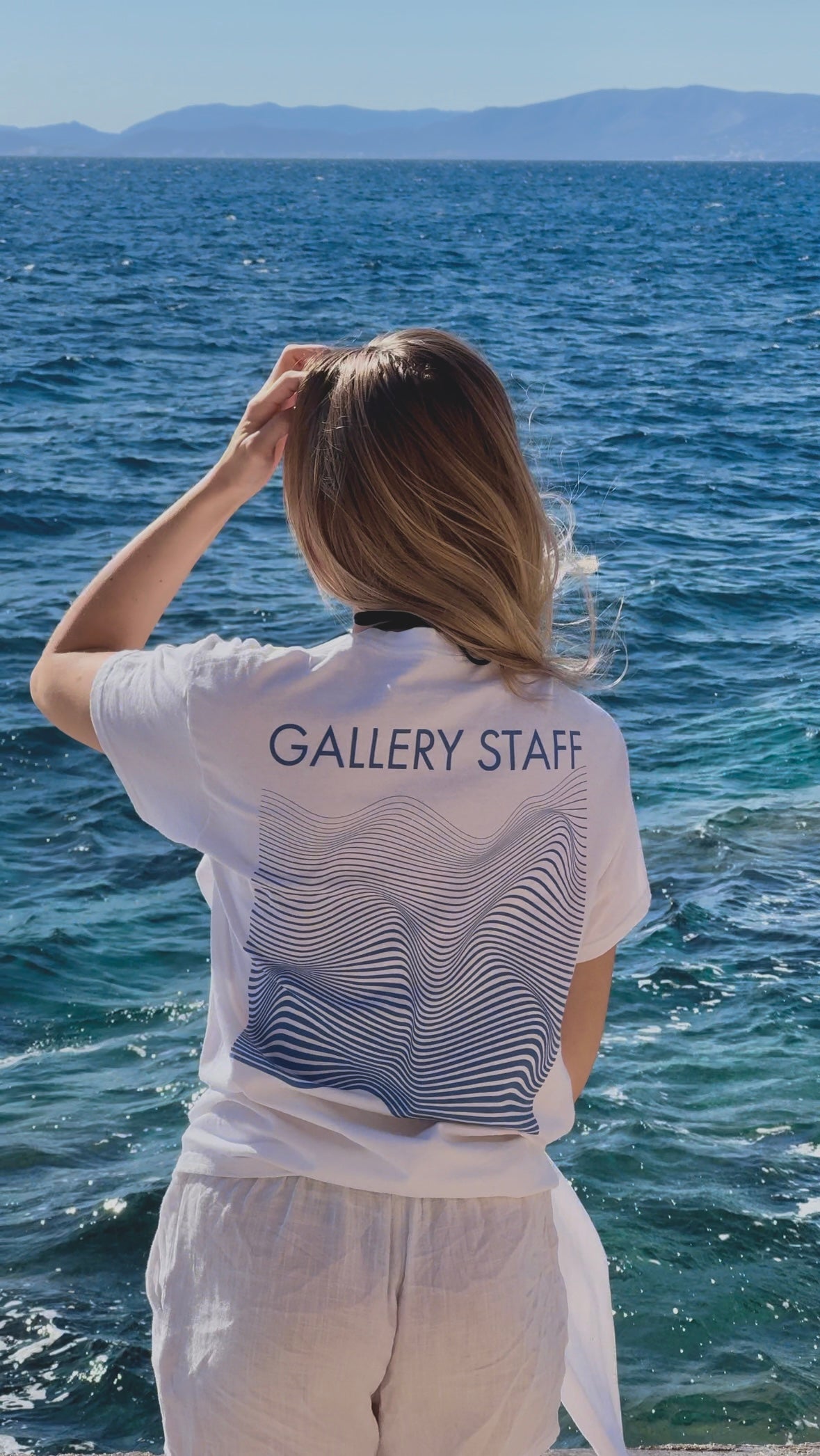 distortion / Gallery Staff Collection / T-shirt / white